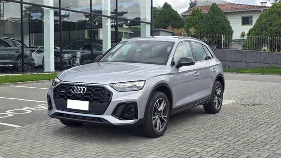AUDI Q5 2.0 55 TFSIE PHEV PERFORMANCE BLACK QUATTRO S TRONIC AUDI Q5 2.0 55 TFSIE PHEV PERFORMANCE BLACK QUATTRO S TRONIC